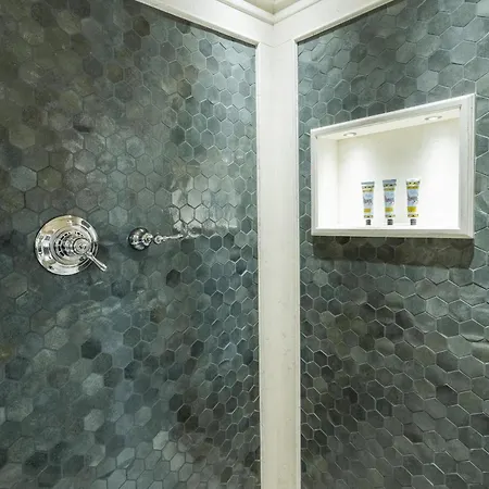 Apartman La Dimora Di Lady J Amazing Brandnew With 6 Luxury Bedrooms! Velence
