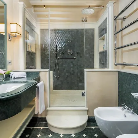 La Dimora Di Lady J Amazing Brandnew With 6 Luxury Bedrooms! * Venice