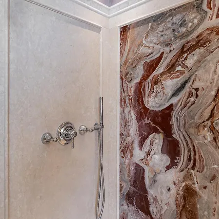 La Dimora Di Lady J Amazing Brandnew With 6 Luxury Bedrooms!