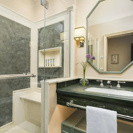 La Dimora Di Lady J Amazing Brandnew With 6 Luxury Bedrooms! Apartment