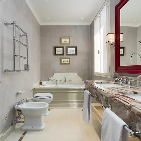 La Dimora Di Lady J Amazing Brandnew With 6 Luxury Bedrooms! Apartment Venice