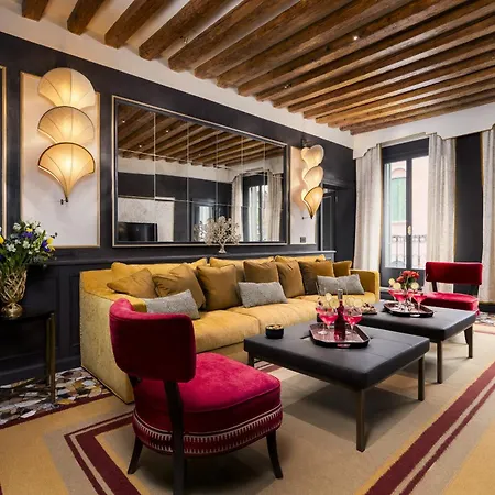 Apartment La Dimora Di Lady J Amazing Brandnew With 6 Luxury Bedrooms!