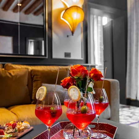 La Dimora Di Lady J Amazing Brandnew With 6 Luxury Bedrooms! Appartamento Venezia