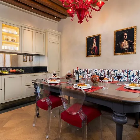 La Dimora Di Lady J Amazing Brandnew With 6 Luxury Bedrooms! Appartamento Venezia