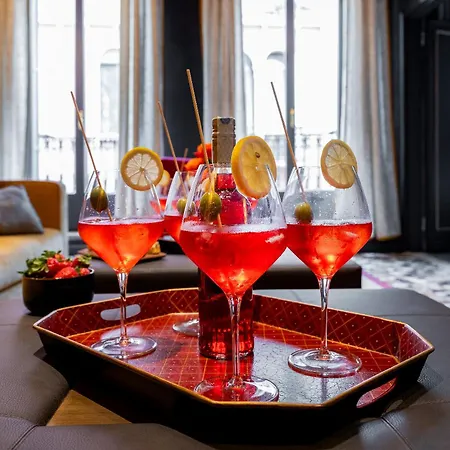 La Dimora Di Lady J Amazing Brandnew With 6 Luxury Bedrooms! Apartment Venice